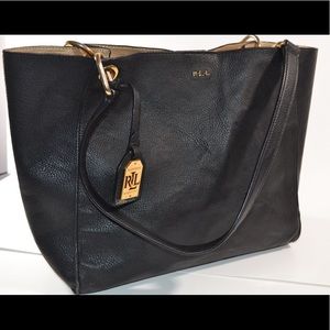 Black tote